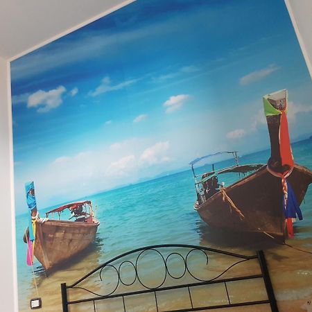 Bed Rho Stazione Bed & Breakfast Luaran gambar