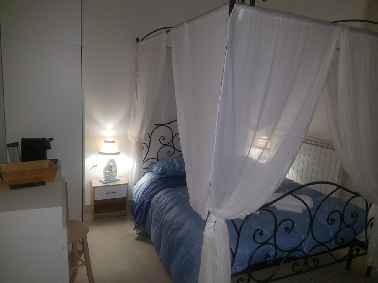 Bed Rho Stazione Bed & Breakfast Luaran gambar
